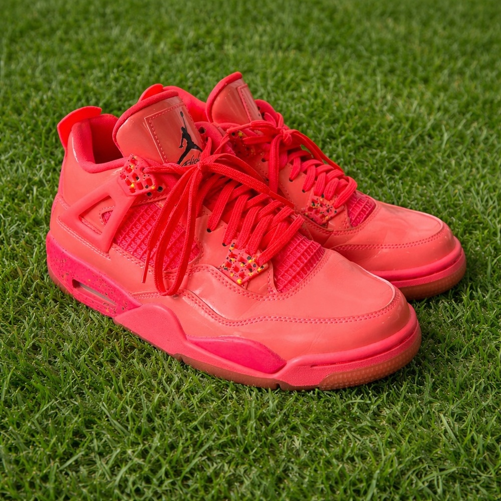 Air Jordan 4 Retro “Hot Punch” Neon Sneakers, Streetwear, Bright, Retro, Runners